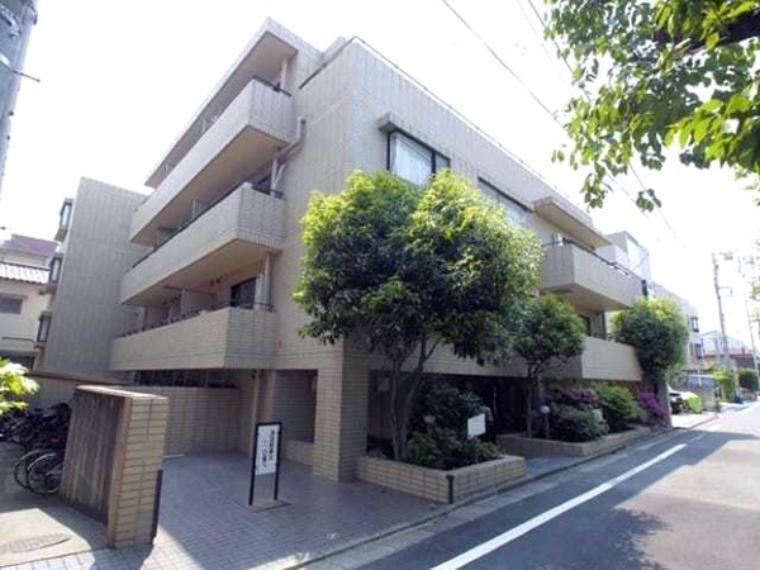 パラシオン椎名町